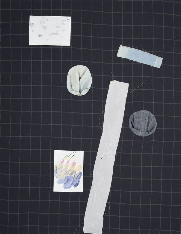 <공기와 그리드 5>, 양복, 데님, 실크, 종이, 수채화, 실크사, 145.5×112.1cm, 2020 