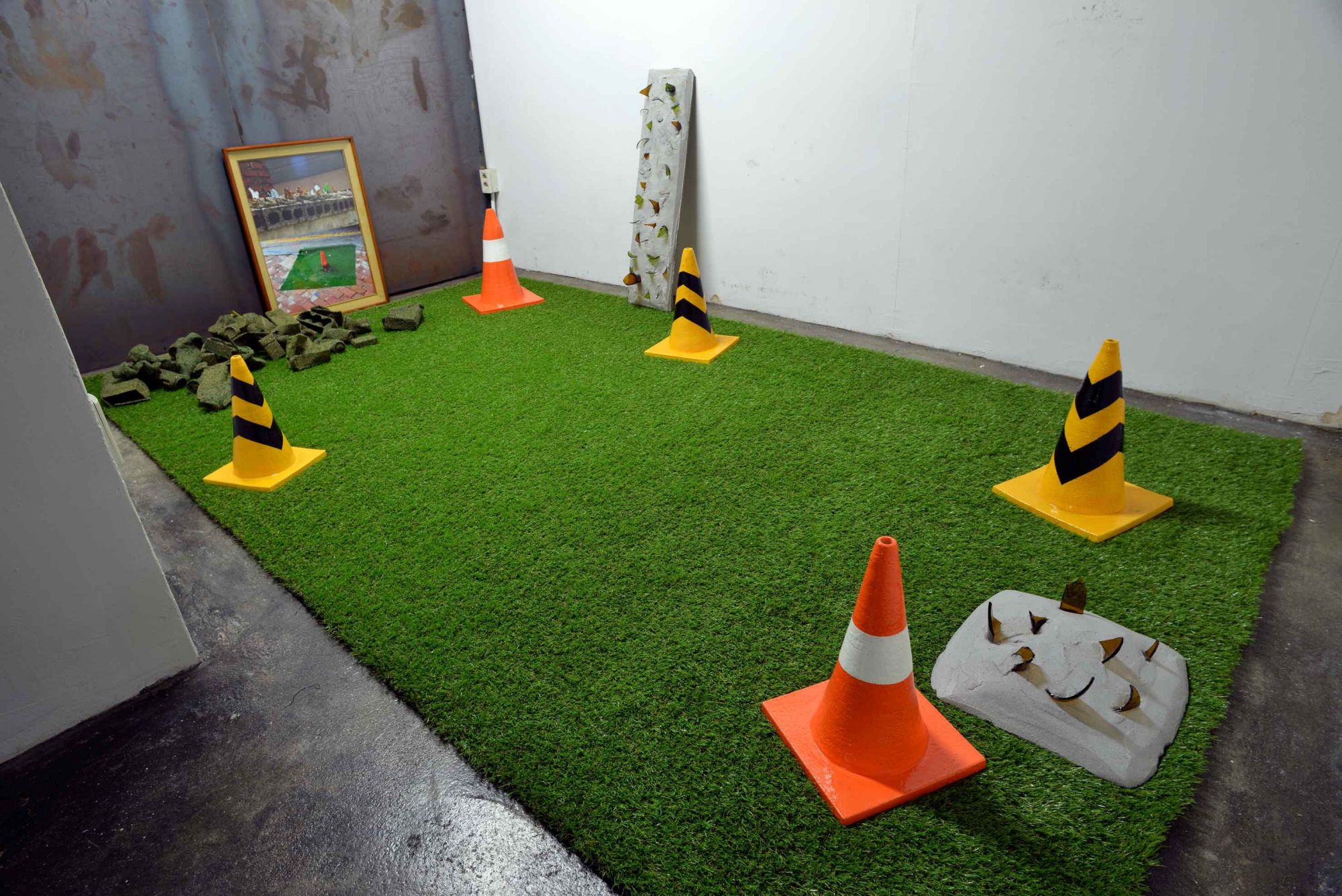 Landscapes and other Implements, mixed media, dimensions variable, space Mass, 2013